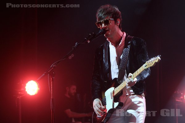MILES KANE - 2022-04-28 - PARIS - Olympia - 